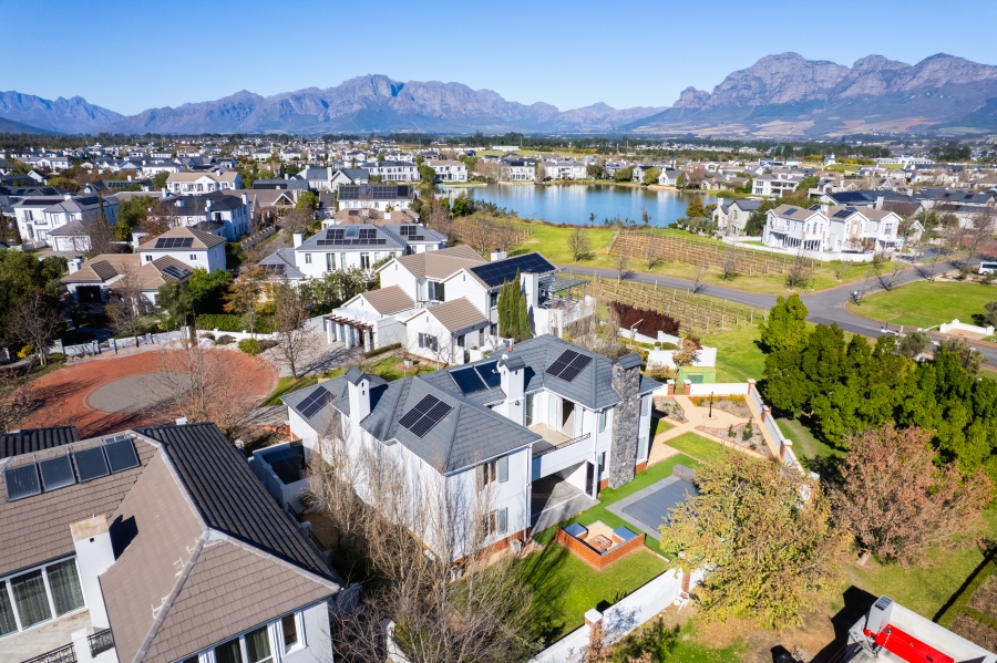 4 Bedroom Property for Sale in Val De Vie Estate Western Cape